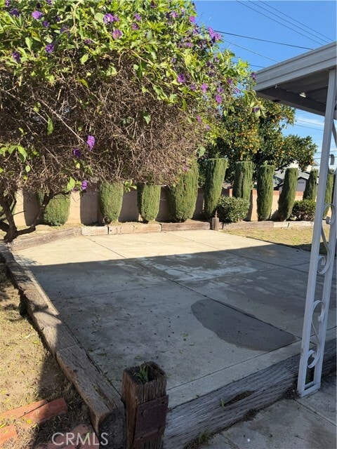 Building Photo - 5481 Marion Ave