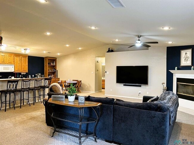 Building Photo - 3206 N Richardson Ave