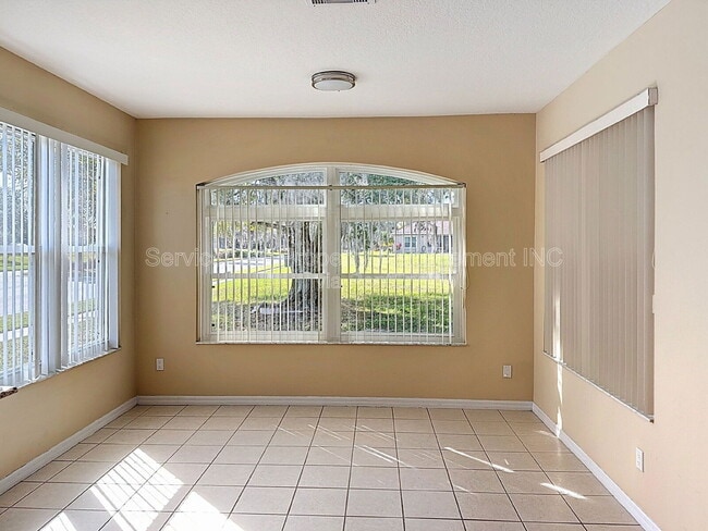 Building Photo - 2500 Trapside Ct