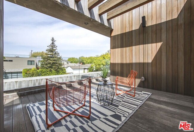 Building Photo - 12662 Rose Ave