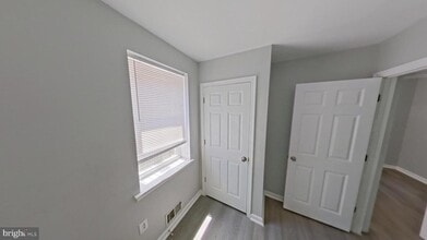 Building Photo - 2036 N Gratz St