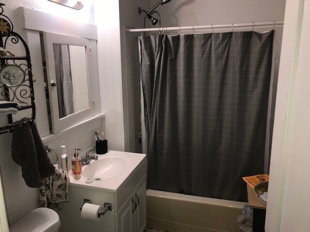 Bathroom - 221 State St