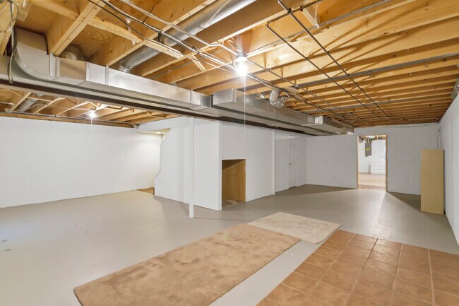 Building Photo - 40W148 Carl Sandburg Rd