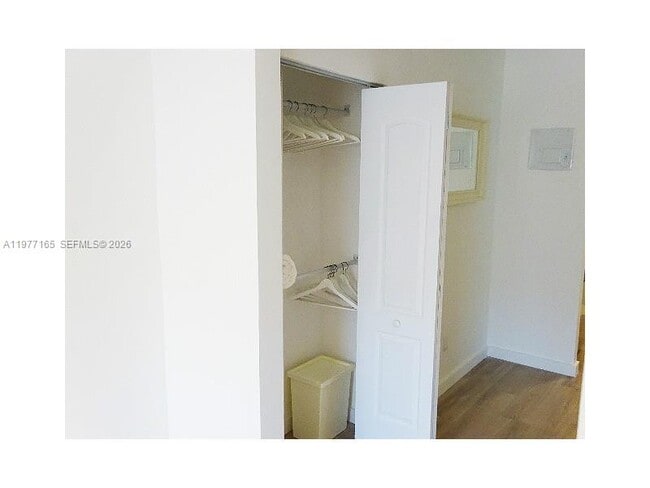 Building Photo - 653 Michigan Ave