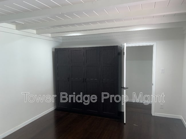 Building Photo - 5724 Callister Ave