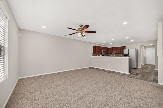 Building Photo - 3078 View Valley Trail