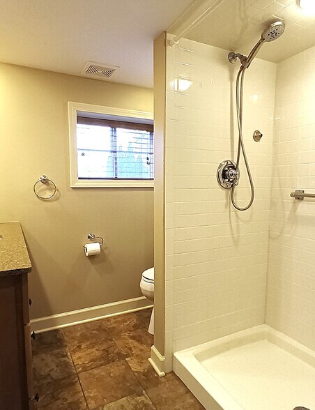 Bathroom #2 (Basement) - 1224 Dean St