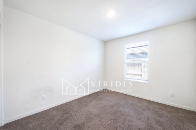 Building Photo - 5917 Vespucci Ave
