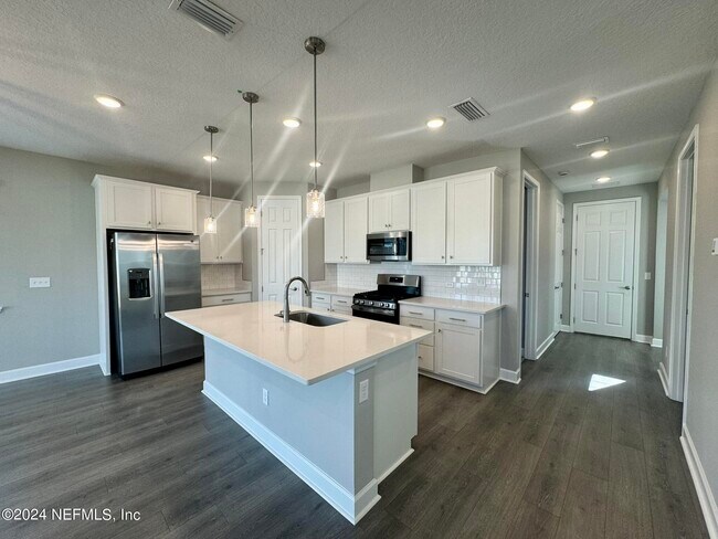 Building Photo - 29 Cedar Elm Wy