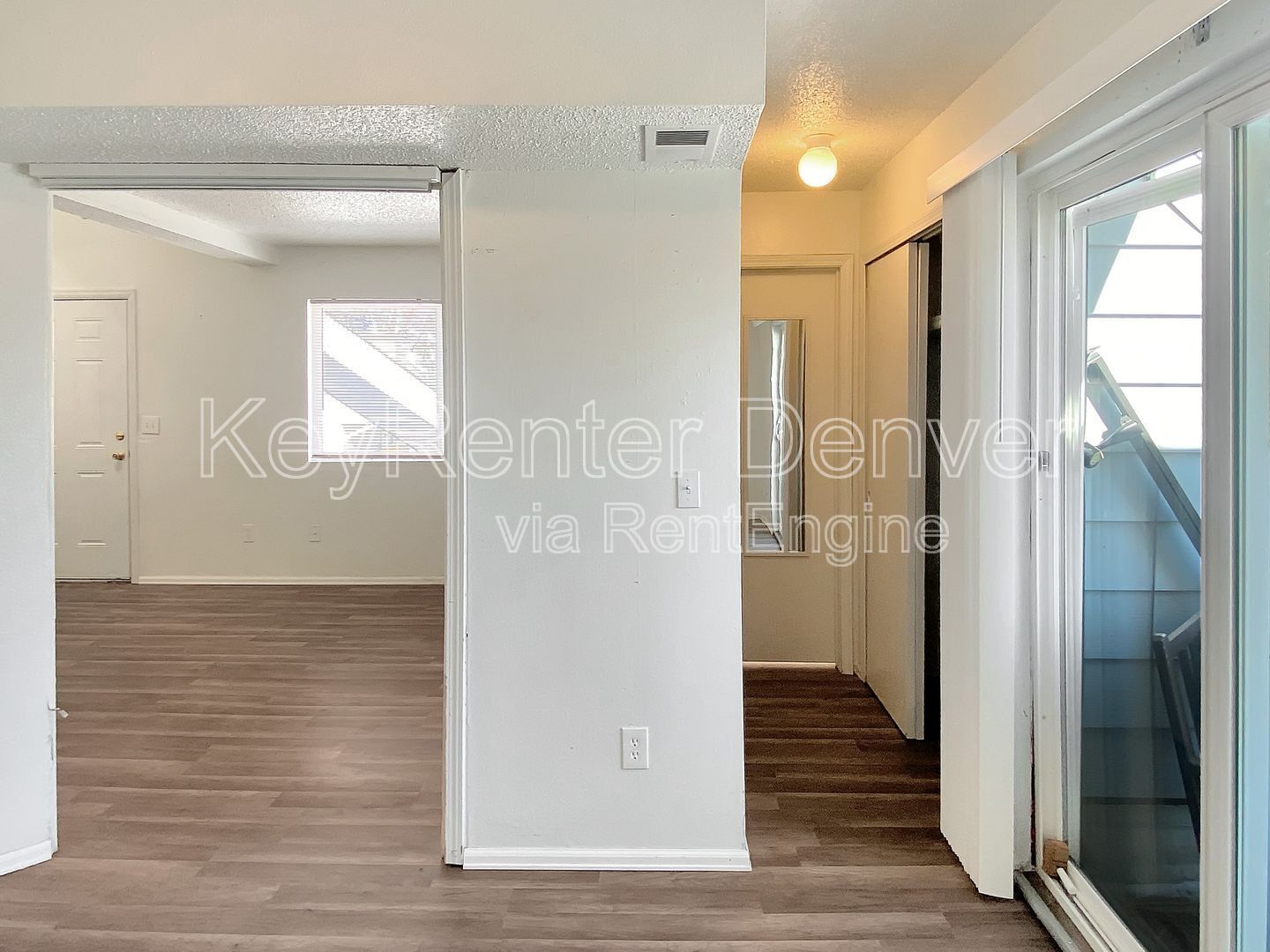 Building Photo - 17053 E Tennessee Dr