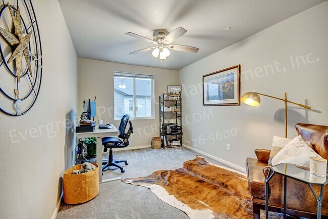 Building Photo - 3 bed, 3 bath in Fort Collins