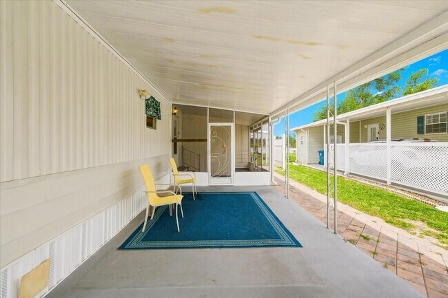 Building Photo - 7505 Fairlane Ave