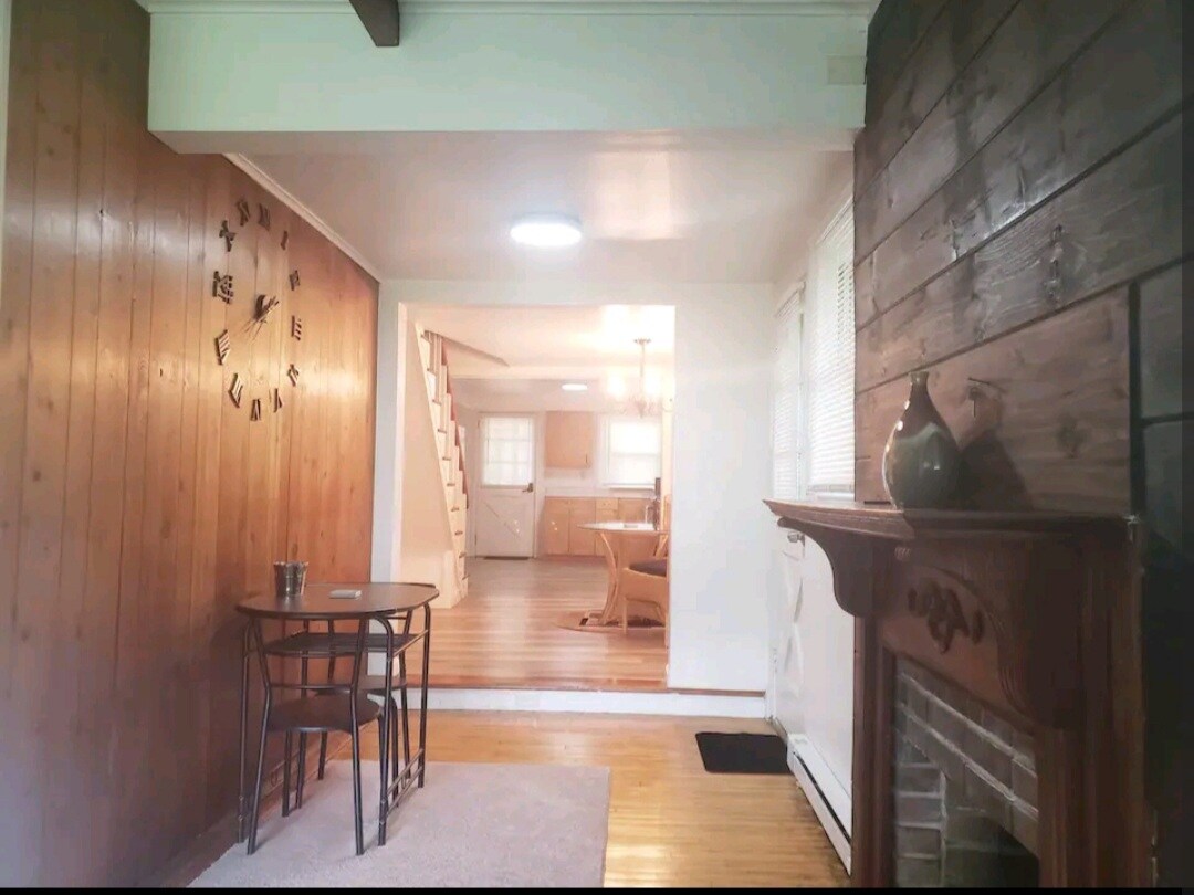 Building Photo - 5685 Creekview Rd