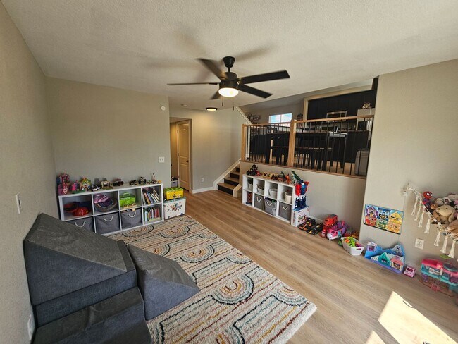 Building Photo - 7431 Willowdale Dr
