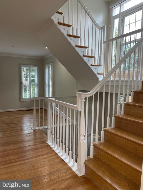 Building Photo - 9715 Whitley Park Pl