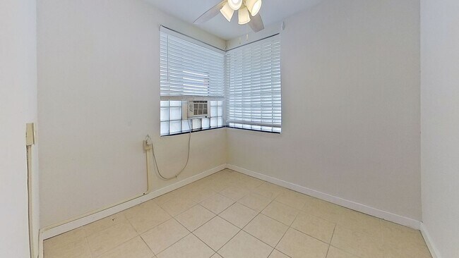 Building Photo - 1824 Hendricks Ave