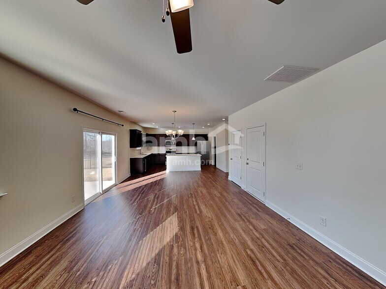 Building Photo - 137 Hazel Pk Dr