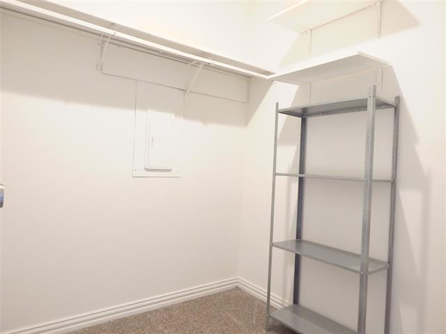 Building Photo - 6316 Pine St