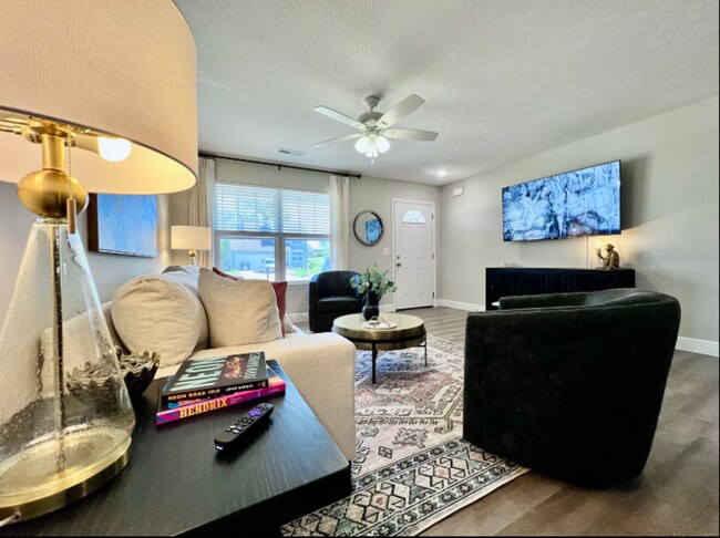 Building Photo - Brand New Equestrian getaway in Wilmington, Ohio