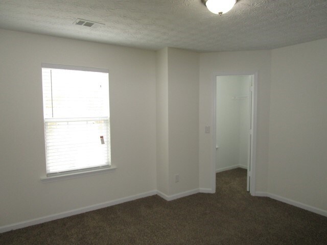 Building Photo - 134 Holly Mill Village Dr