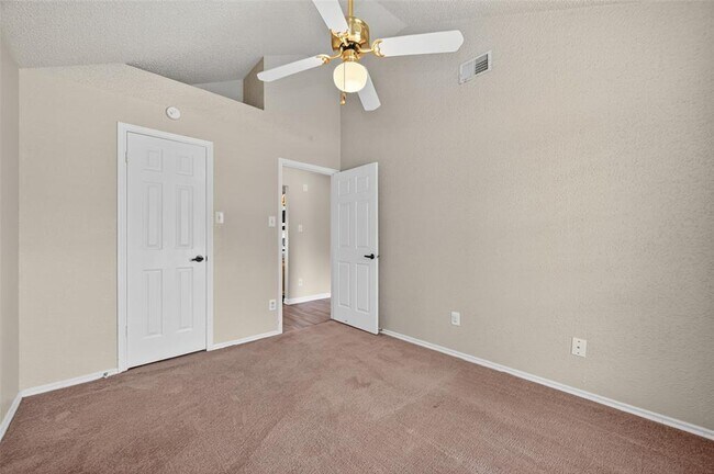 Building Photo - 1503 Quail Trace Dr