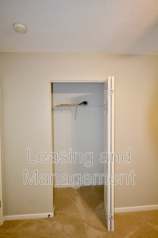 Building Photo - 3387 Queensgate Way
