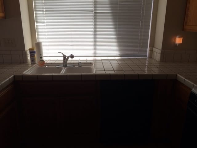 Building Photo - 384 Chestnut St