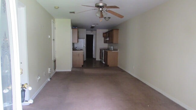 Building Photo - 3 BEDROOM DUPLEX LOCATED IN D'IBERVILLE
