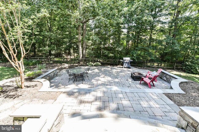 Building Photo - 12696 Kettering Dr