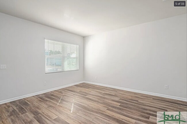 Building Photo - New Year Move-In Special: $300 Off First Month if You Move by Jan 31, 2026!