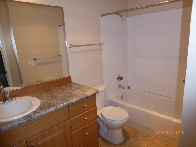 Building Photo - Charming 2 Bed 2 Bath Condo in Factoria
