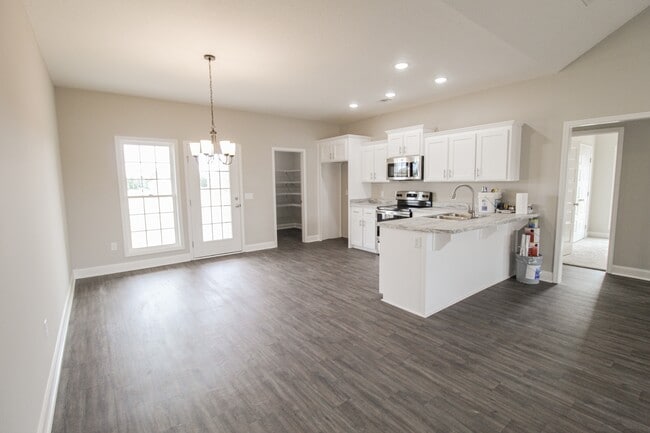 Building Photo - 312 Old Rockdale