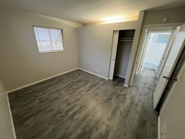 Building Photo - Newly Renovated Three Bedroom Coming Avail...