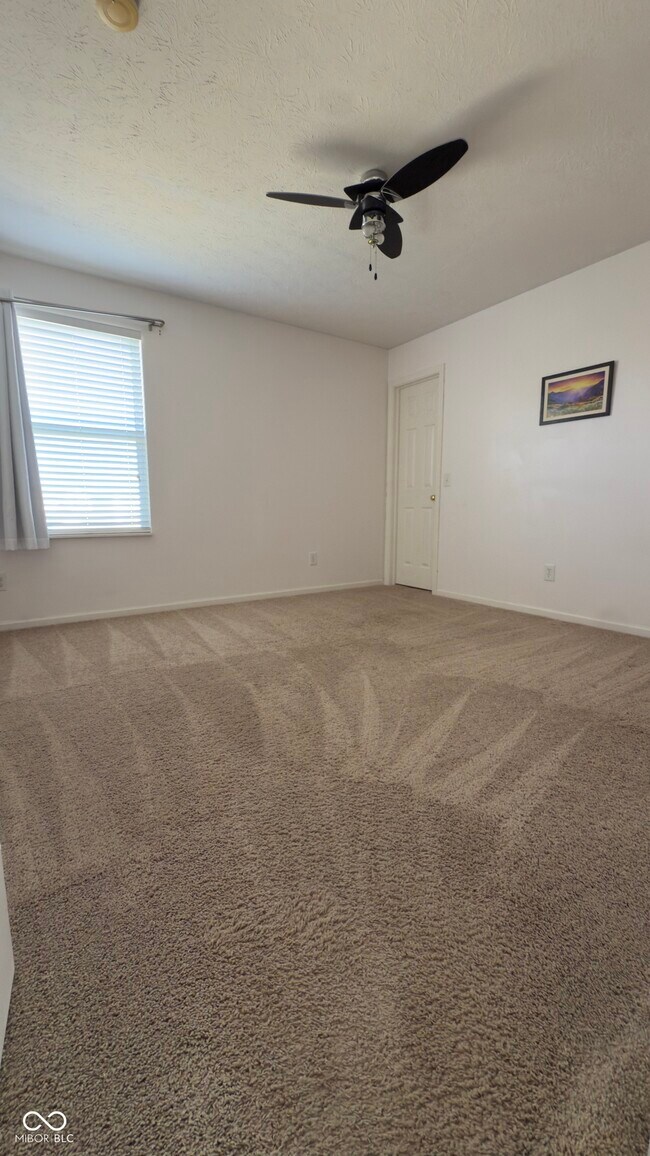 Building Photo - 5064 Gunston Ln