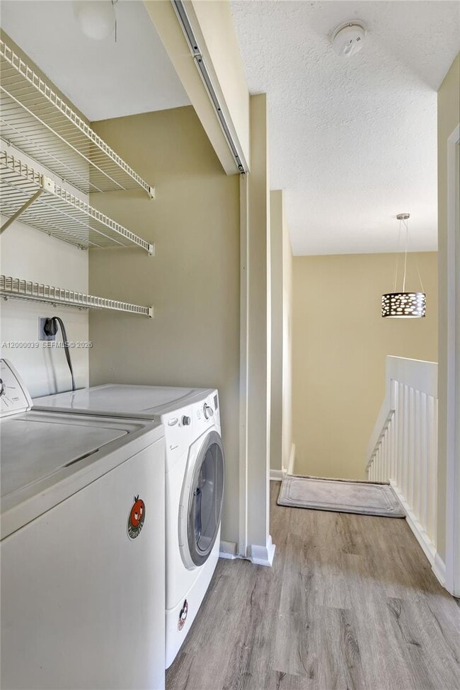 Building Photo - 2215 NW 45th Ave