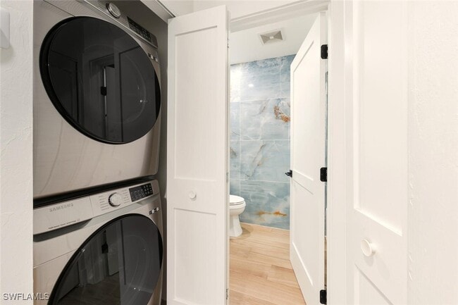 Building Photo - 2730 Sailors Way