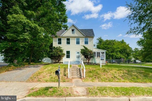 Primary Photo - 4618 Old Court Rd