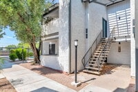 Building Photo - Stylish 1-Bedroom Living Near Old Town Scottsdale – Pool, Park, Convenience ASU