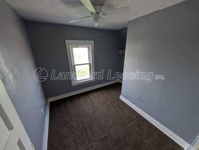 Building Photo - Spacious 4-Bedroom Colonial Near Lake Erie