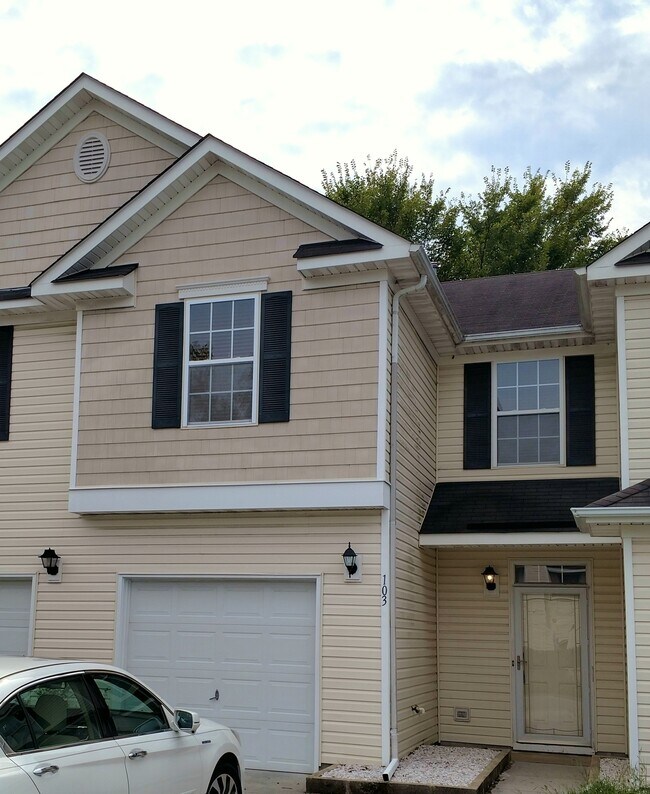 Building Photo - 103 Pinter Ct