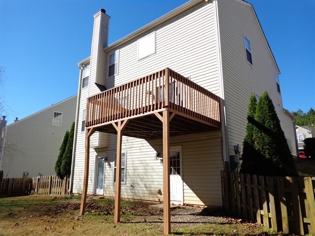 Building Photo - 521 Carrington Court