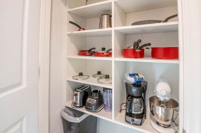 Building Photo - FURNISHED MARSH GIRL APARTMENT @ ST. JAMES PLANTATION