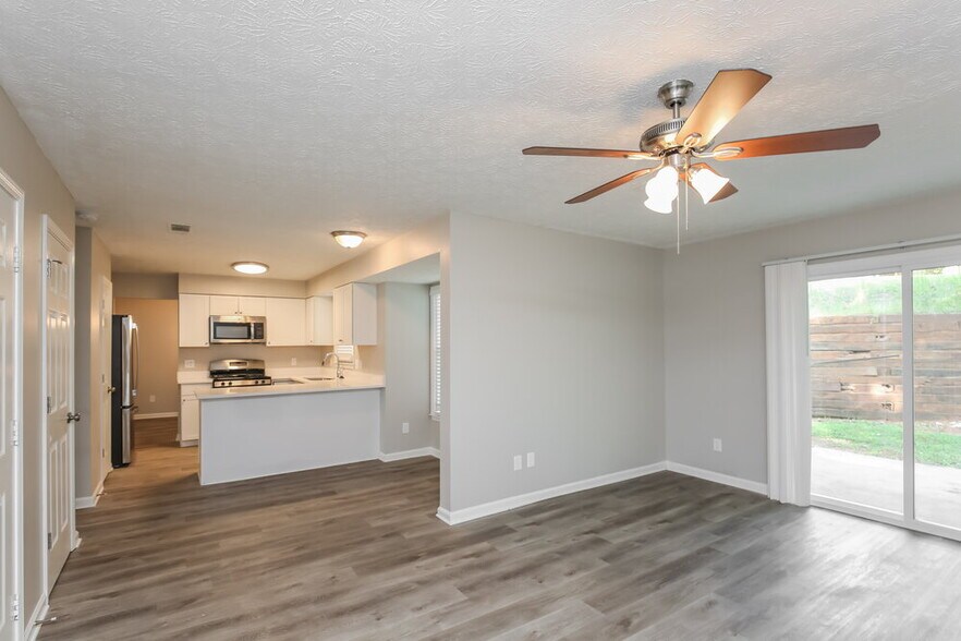 Building Photo - 4988 Wynhurst Way