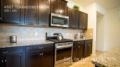 Building Photo - 4667 Terrasonesta Dr