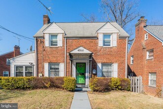 Building Photo - 4700 Southern Ave SE