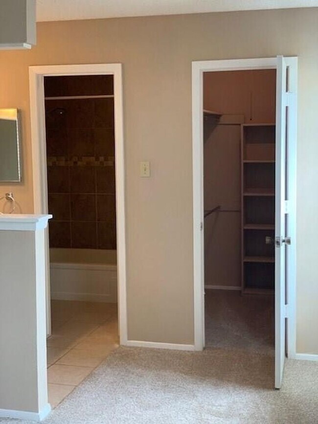 Building Photo - ***COMING SOON*** Nice 3 Bedroom, 2 Full Bath Home Located In SW Ft. Worth!