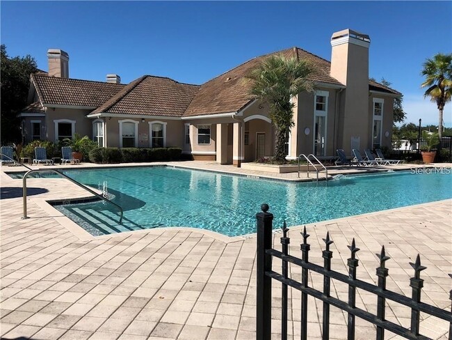 Building Photo - 10526 Villa View Cir