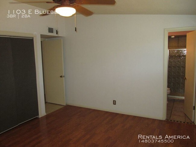 Building Photo - NO HOA!