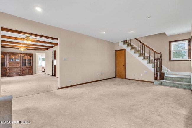 Building Photo - 501 Cable Ave