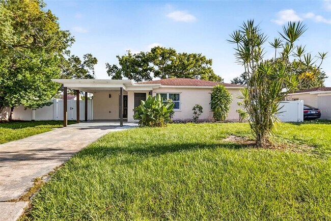 Primary Photo - 2229 Casa Vista Dr